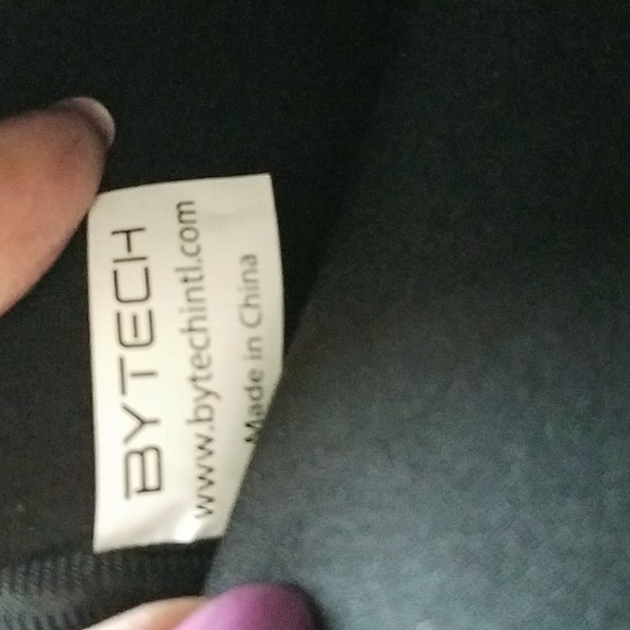 Electronic Case by Tech 8 1/2" L x 6" W - Picture 3 of 4